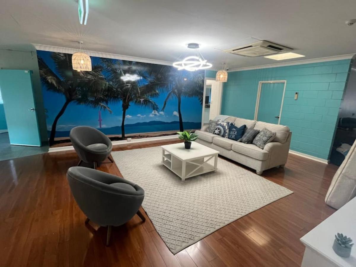 Seaside Lodge Hostel Townsville- Right Next To Coles, 2 Mins Walk To Strand & Cbd Екстер'єр фото