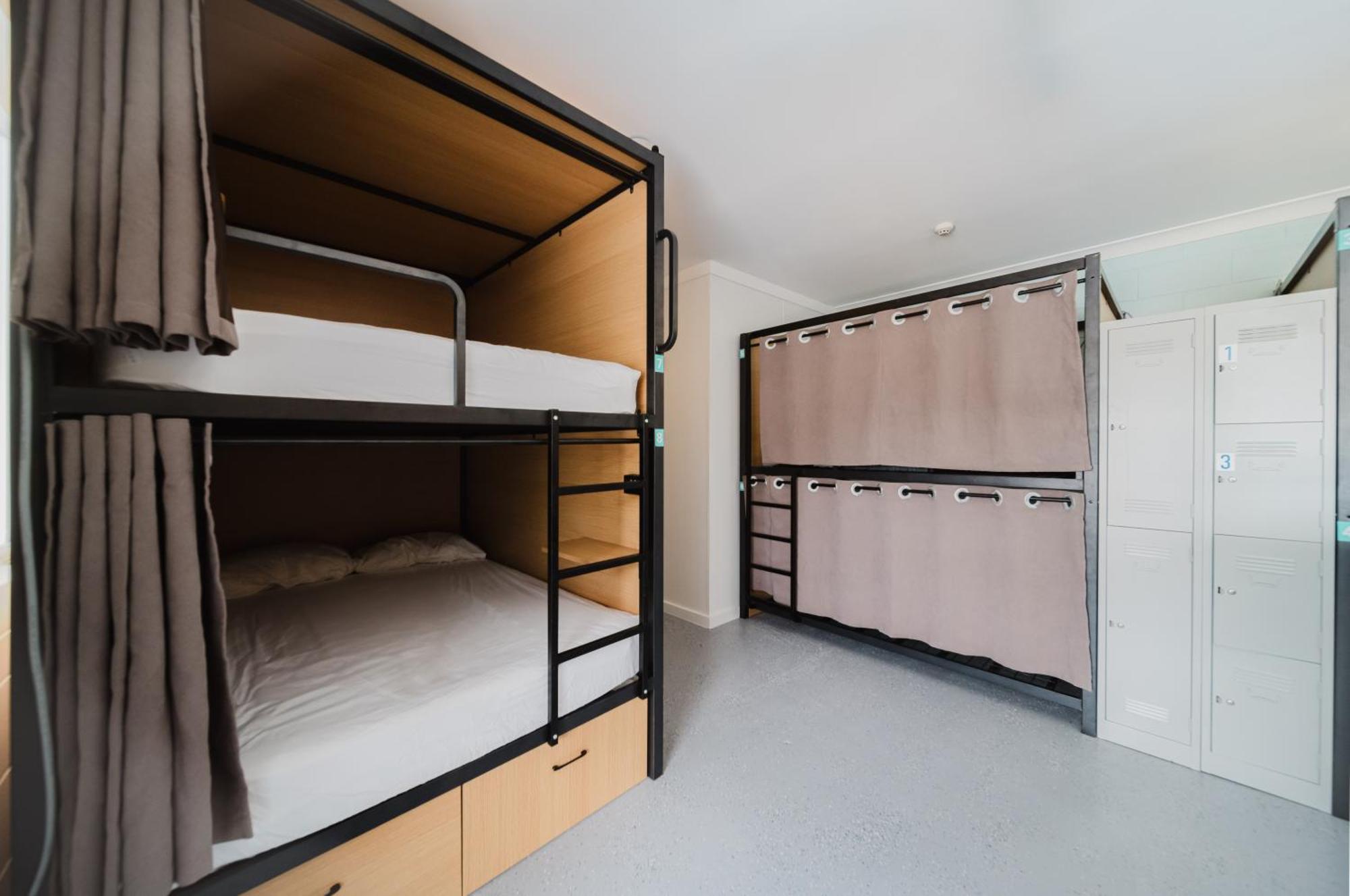 Seaside Lodge Hostel Townsville- Right Next To Coles, 2 Mins Walk To Strand & Cbd Екстер'єр фото